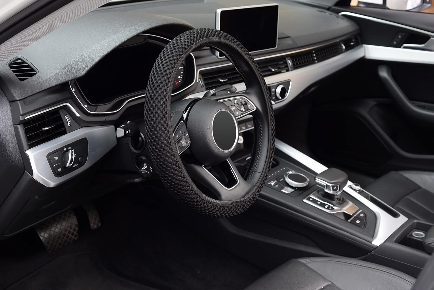 KAFEEK Steering Wheel Cover 15" Universal, Anti-Slip Ice Silk, Black