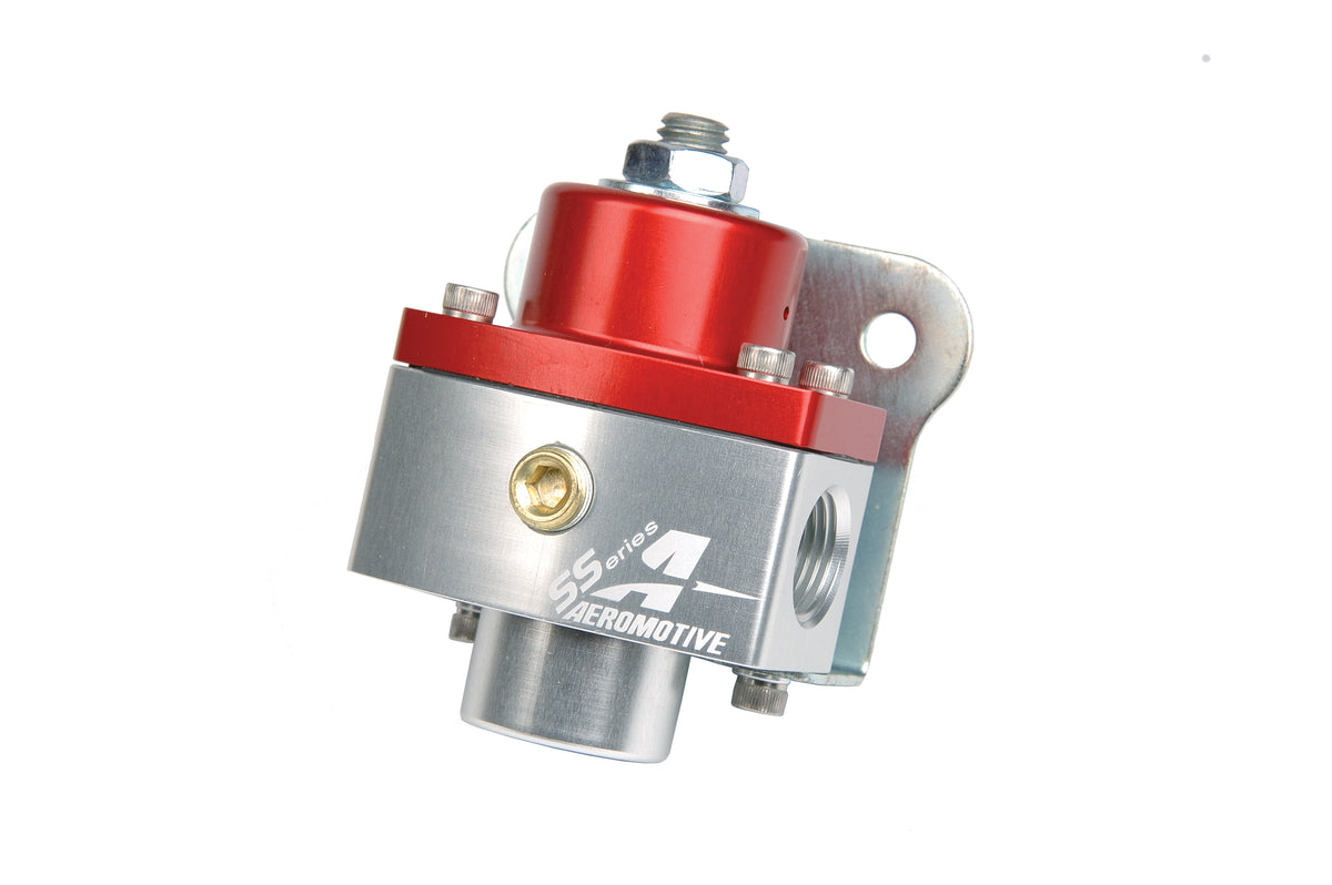 AEROMOTIVE Carbureted Adjustable Regulator 5-10psi